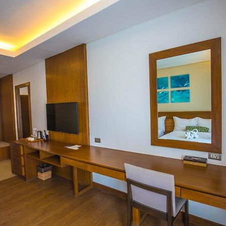 Acea Subic Beach Resort ภายนอก รูปภาพ