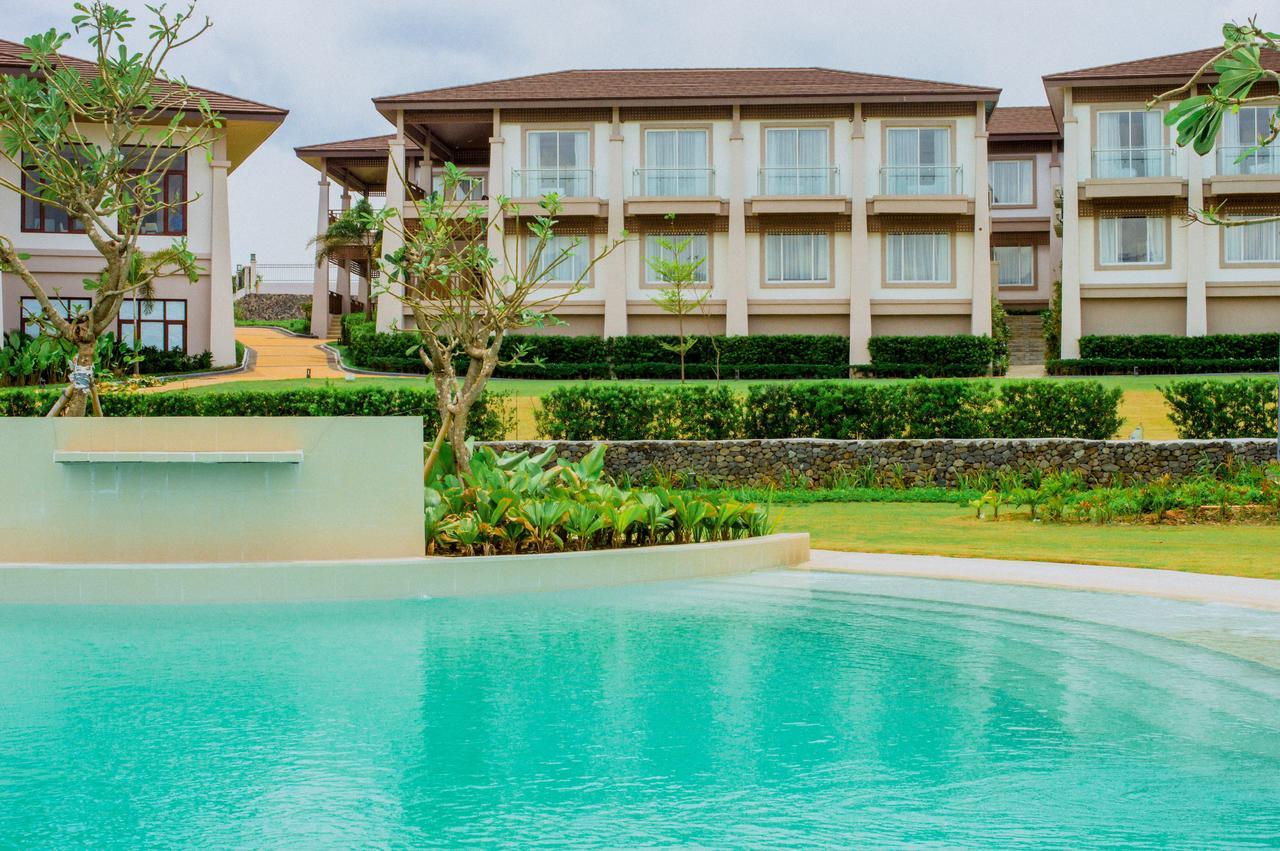 Acea Subic Beach Resort ภายนอก รูปภาพ